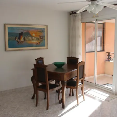 K&s 68 Appt Standing Vue - Garage Inclus Rocabruna